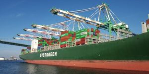 Hanwha Ocean построит мегаконтейнеровозы на СПГ для Evergreen