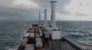 Исследование Seas At Risk: ветровая тяга снижает выбросы и затраты на топливо